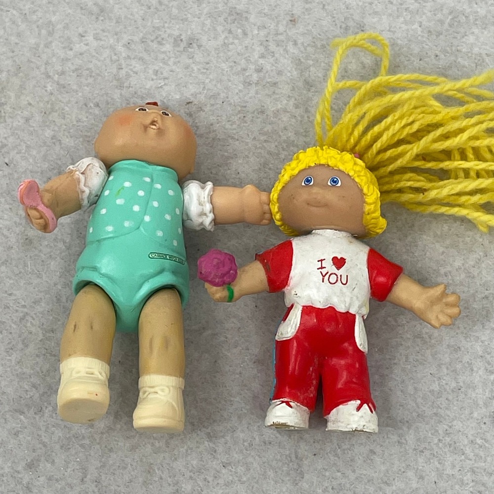 Vintage Cabbage Patch Kids PVC Mini Figures 1984 1985 Lot of 2 Yarn Hair Rattle